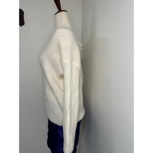 La Petite Maille Women’s French White Keyhole Back Mohair Sweater Size M/L